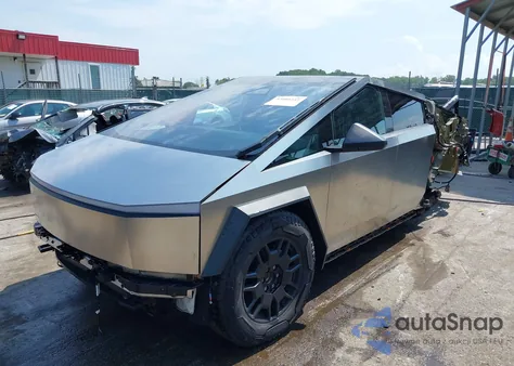 2024 Tesla Cybertruck All-Wheel Drive из США, поврежденный, VIN 7G2CEHED5RA007852